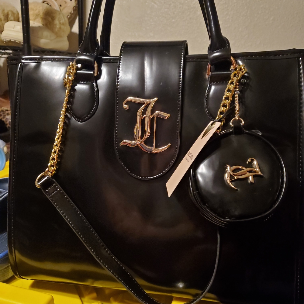 Elegant Black Handbag with Gold Accents